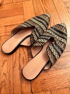 Restricted Woven Pointed Mule in Black and Natural Tan